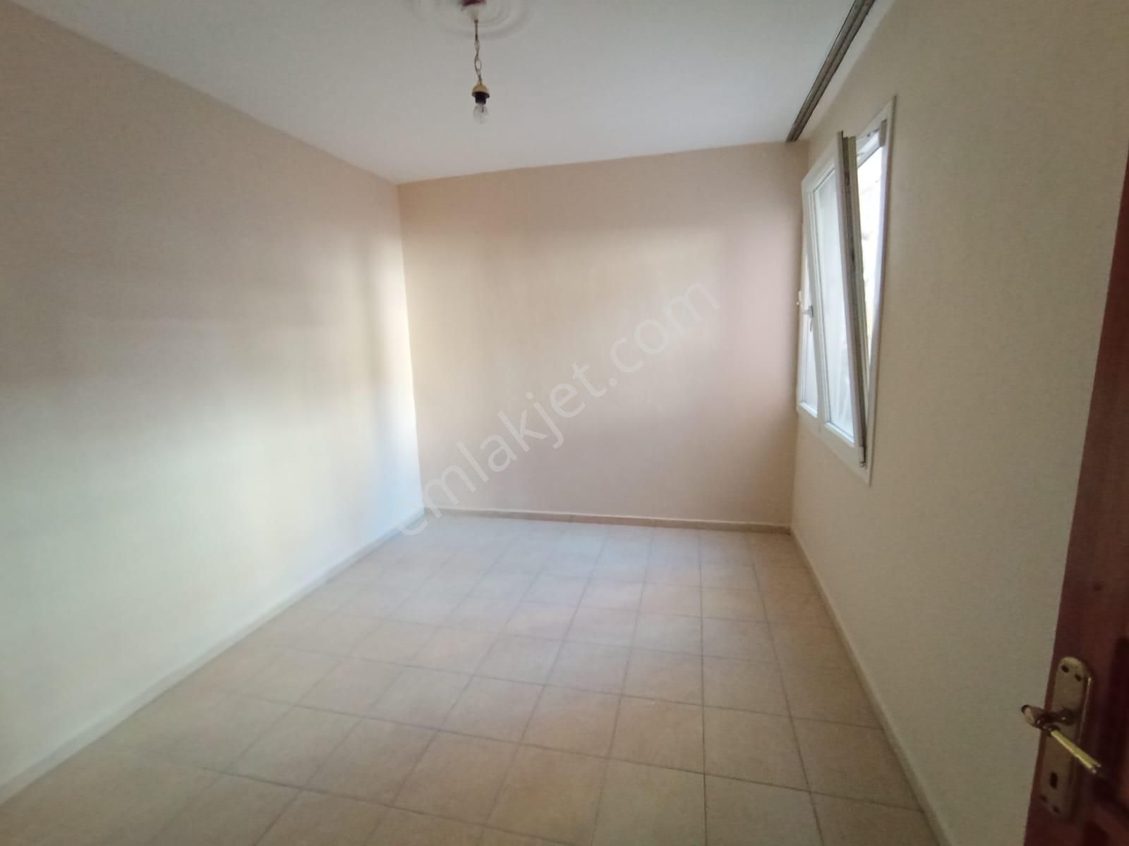 Karabağlar Barış Mh. Eserkent Yakını 2+1 120 M2 Kiralık Ev - Görsel 6