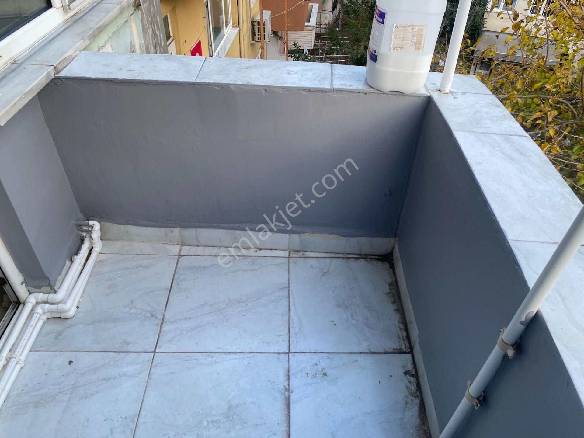 Destan-073-k.m.paşa-perşembe-pazar-ortası-civarda-1+1+1-salon+oda+hol+mutfak+banyo+balkon-kombili - Görsel 5