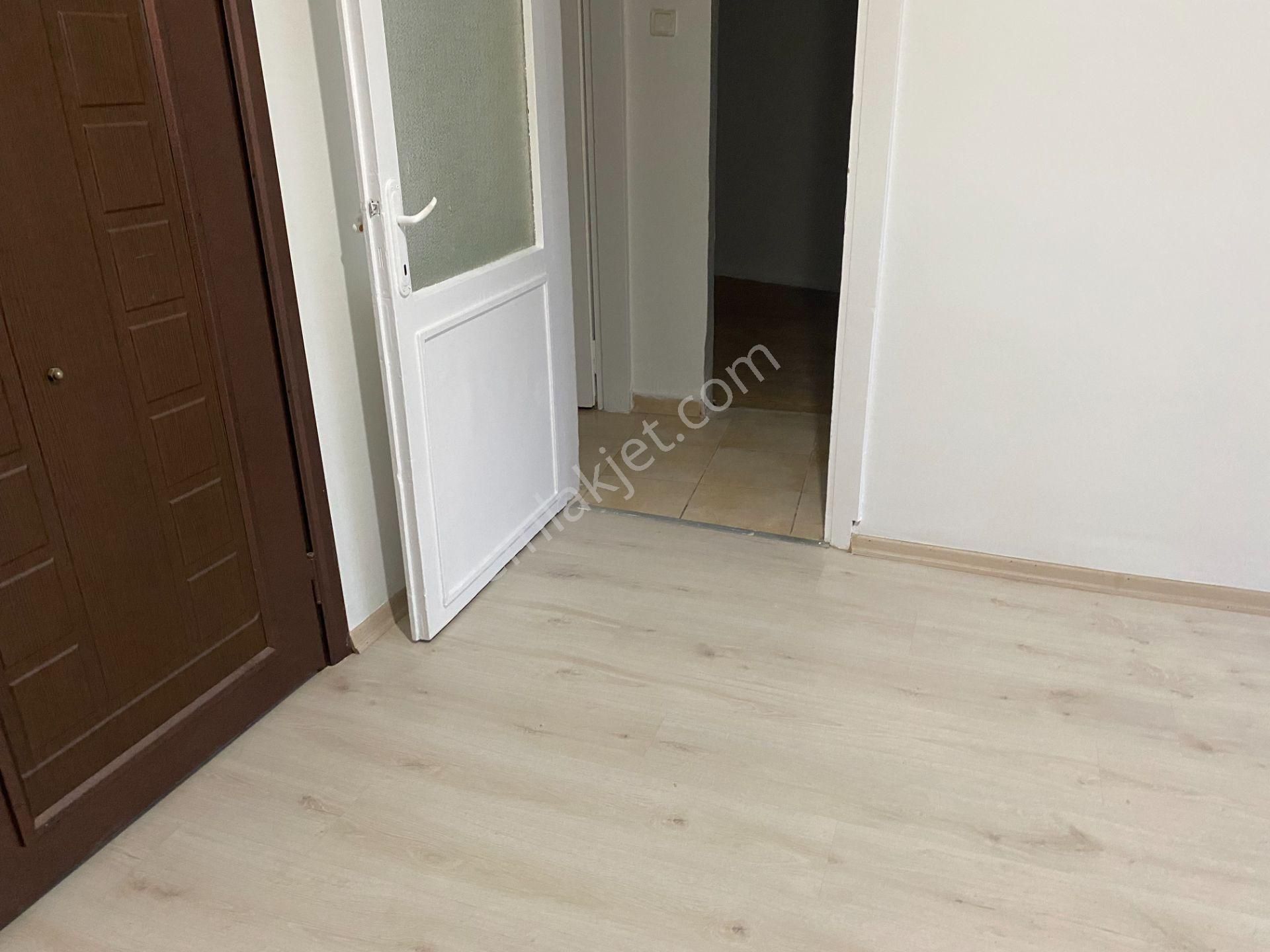 Destan-073-k.m.paşa-perşembe-pazar-ortası-civarda-1+1+1-salon+oda+hol+mutfak+banyo+balkon-kombili - Görsel 18