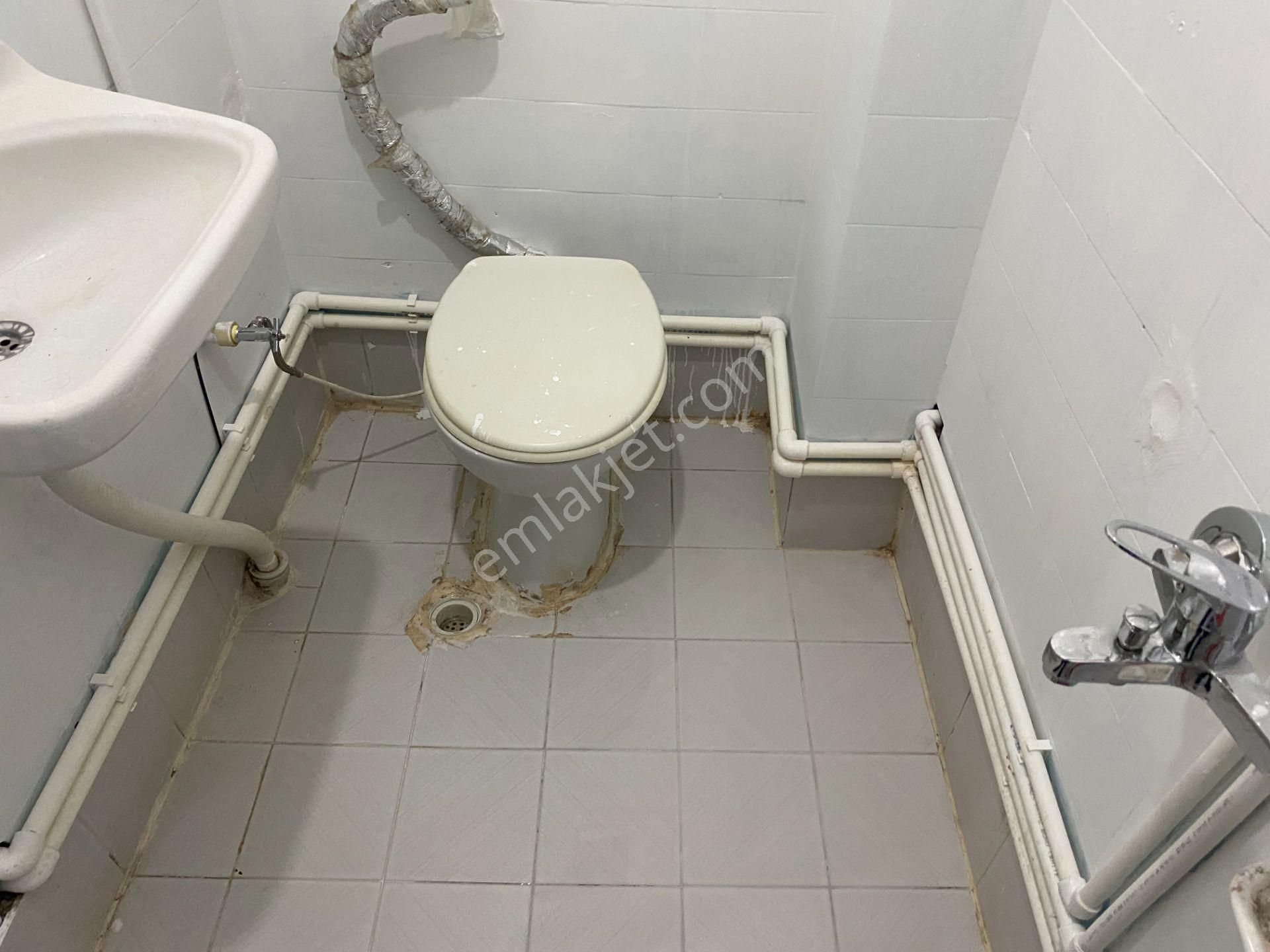 Destan-073-k.m.paşa-perşembe-pazar-ortası-civarda-1+1+1-salon+oda+hol+mutfak+banyo+balkon-kombili - Görsel 22