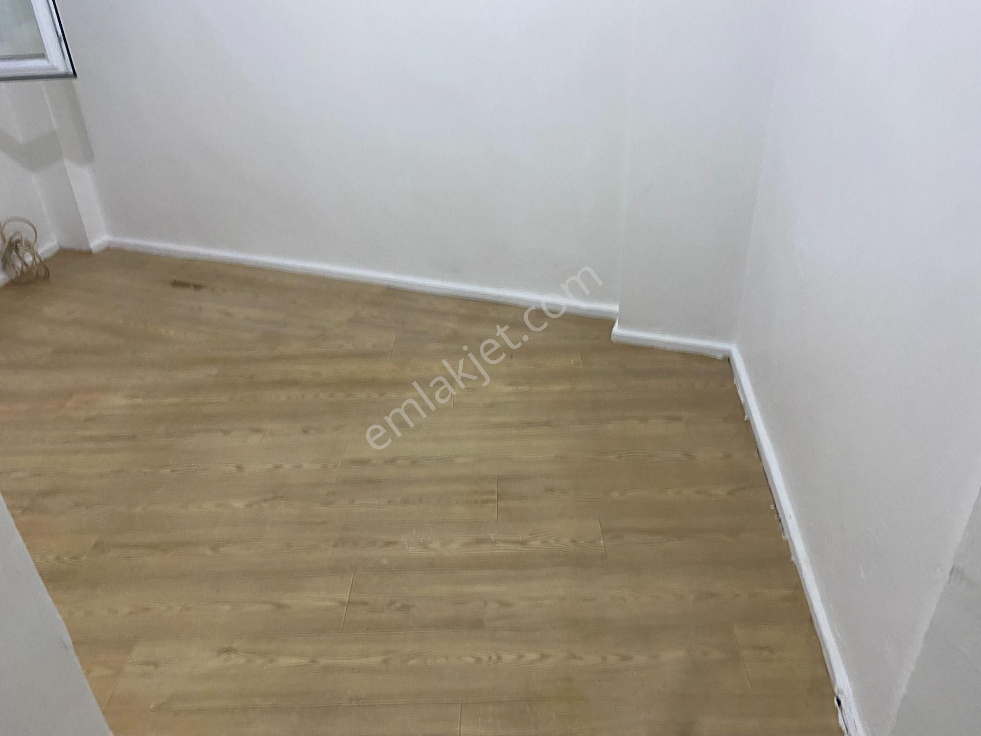 Destan-073-k.m.paşa-perşembe-pazar-ortası-civarda-1+1+1-salon+oda+hol+mutfak+banyo+balkon-kombili - Görsel 23