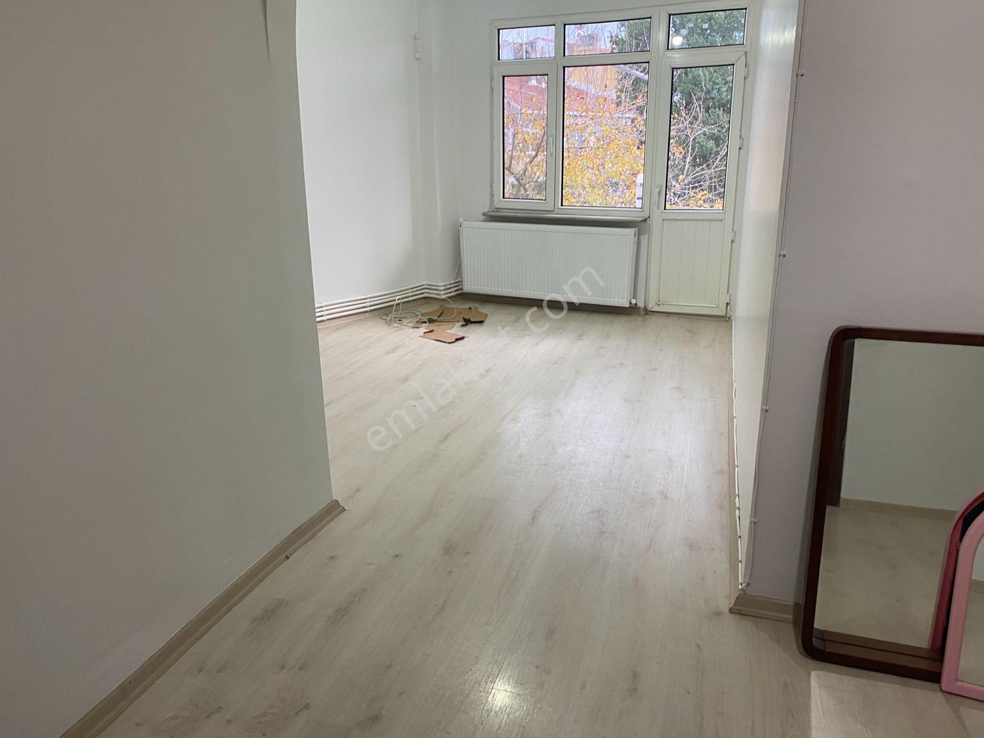 Destan-073-k.m.paşa-perşembe-pazar-ortası-civarda-1+1+1-salon+oda+hol+mutfak+banyo+balkon-kombili - Görsel 35