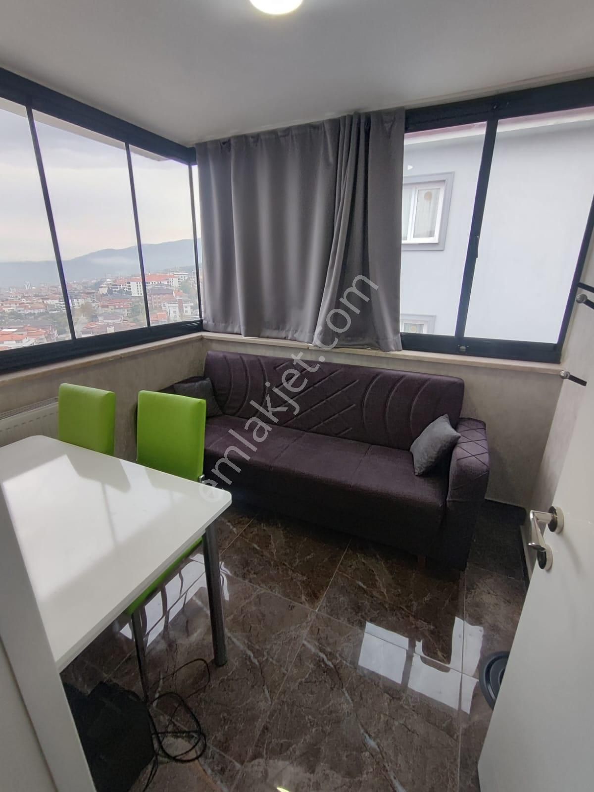Kaan Emlaktan Manzaralı Yeniyolda 2+1 Eşyalı Kiralık Apart - Görsel 8