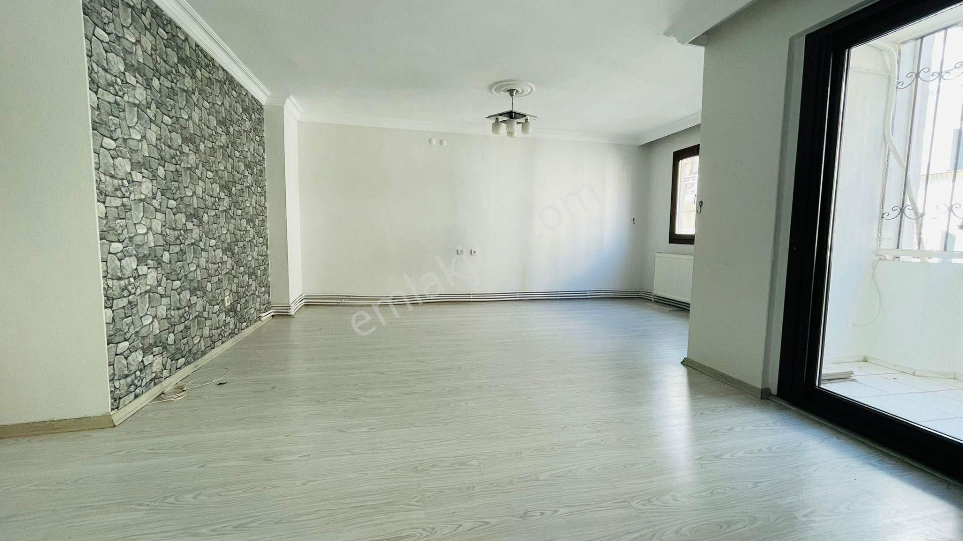 Gülyaka Mah. Emek Sitesinde Park Manzaralı Kiralık Daire - Görsel 5