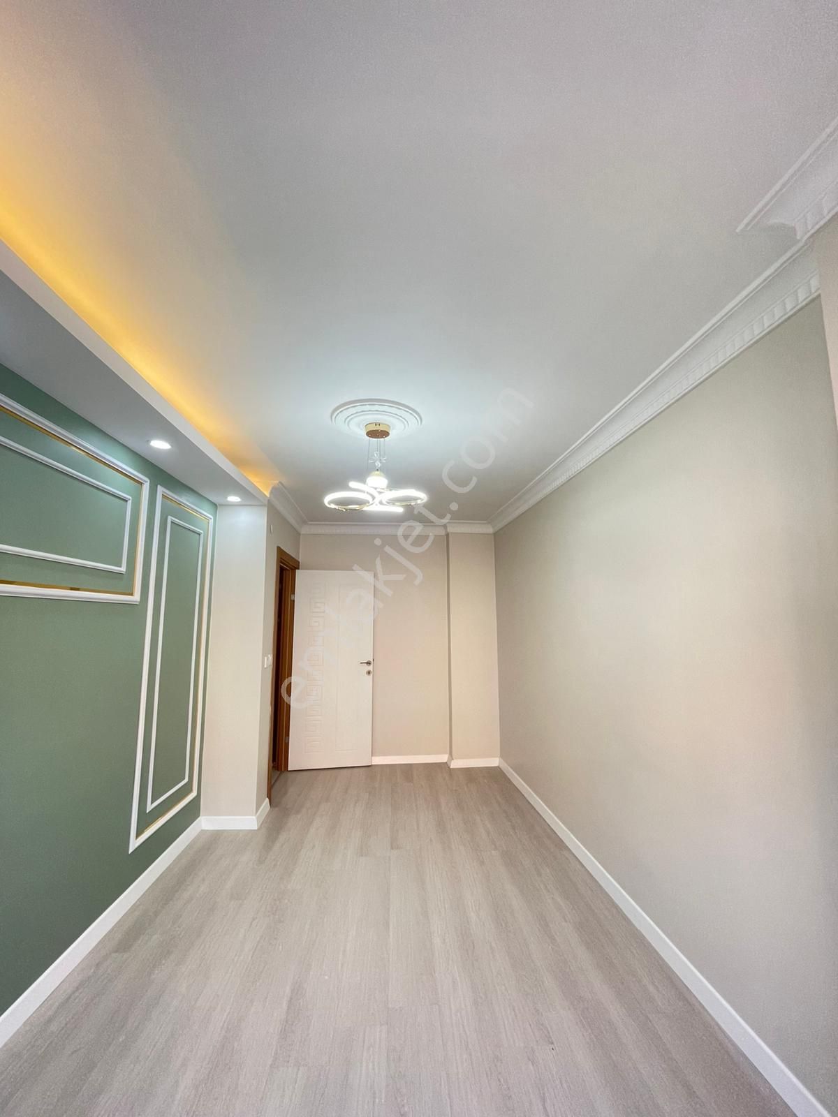 Ünverdi Caddesinde 2+1 2. Kat Kiralık Daire - Görsel 2