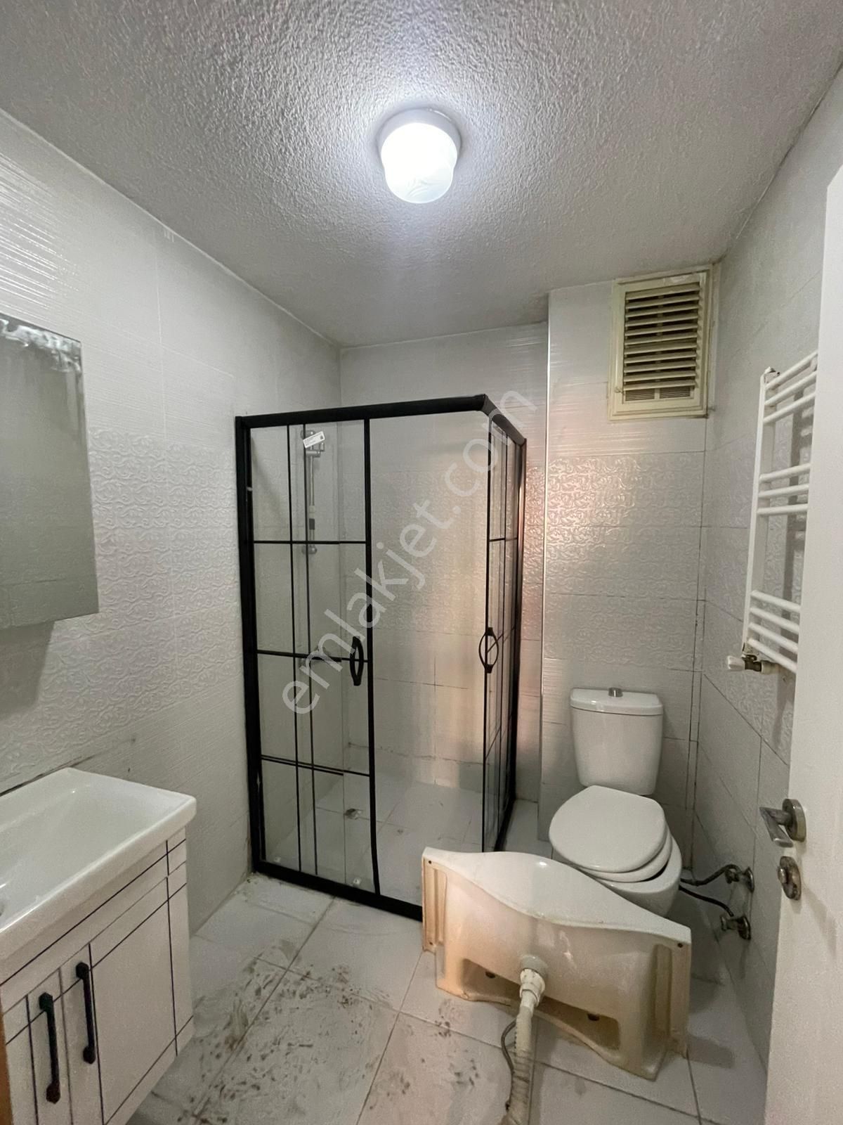 Ünverdi Caddesinde 2+1 2. Kat Kiralık Daire - Görsel 9