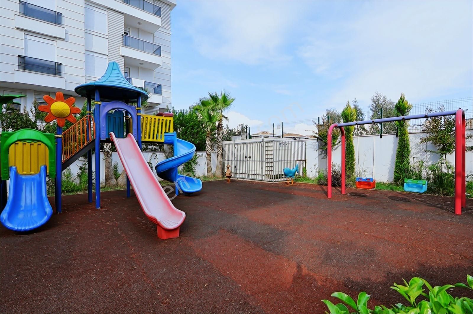 Site İçi 3+1 Arakat Kapalı Otoparklı, Jeneratörlü, Güvenlikli - Görsel 18