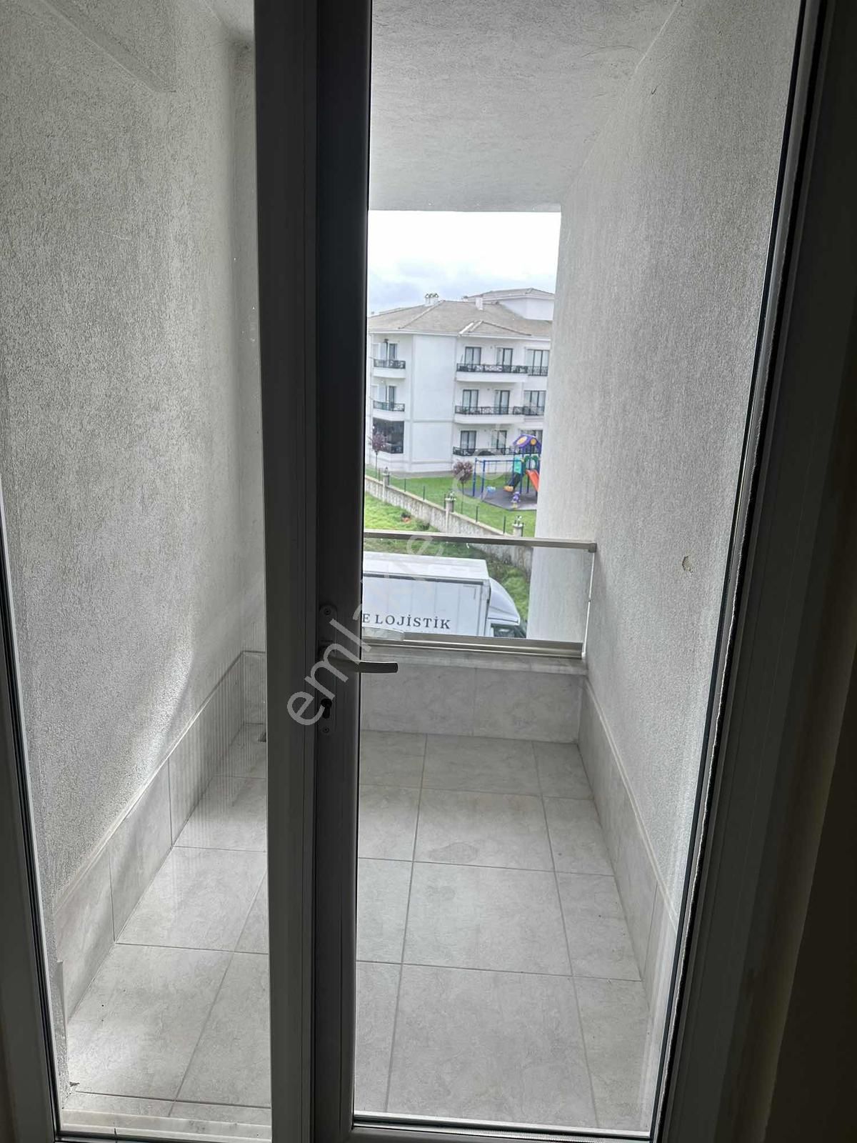 Rw Adaplatin'den Yeni Stada Yakın Çınaraltı Site 3+1 Kiralık Dai - Görsel 11