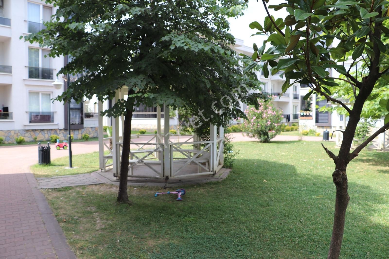 Rw Adaplatin'den Yeni Stada Yakın Çınaraltı Site 3+1 Kiralık Dai - Görsel 27