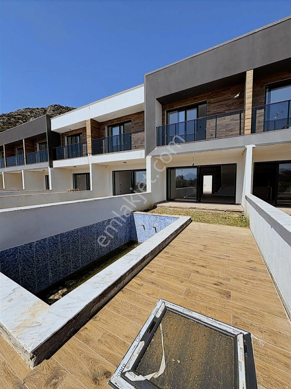 Özel Havuzlu 2+1 Satılık Fırsat Villa