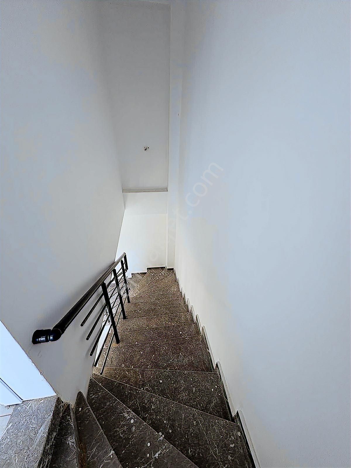 Özel Havuzlu 2+1 Satılık Fırsat Villa - Görsel 3