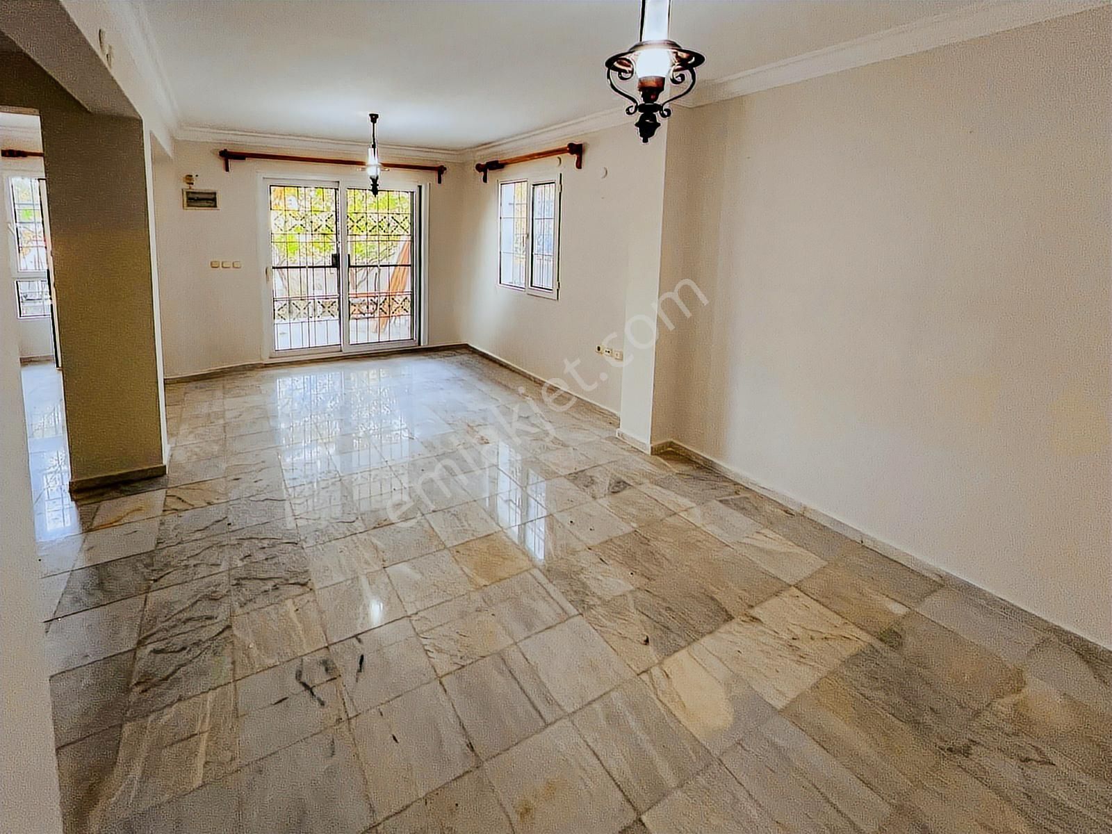 Özdere Çukuraltında Sahile 100 M.mesafede Deniz Manzaralı Villa - Görsel 28