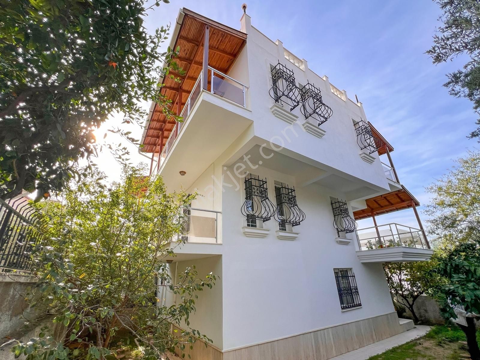 Özdere Çukuraltında Sahile 100 M.mesafede Deniz Manzaralı Villa - Görsel 17