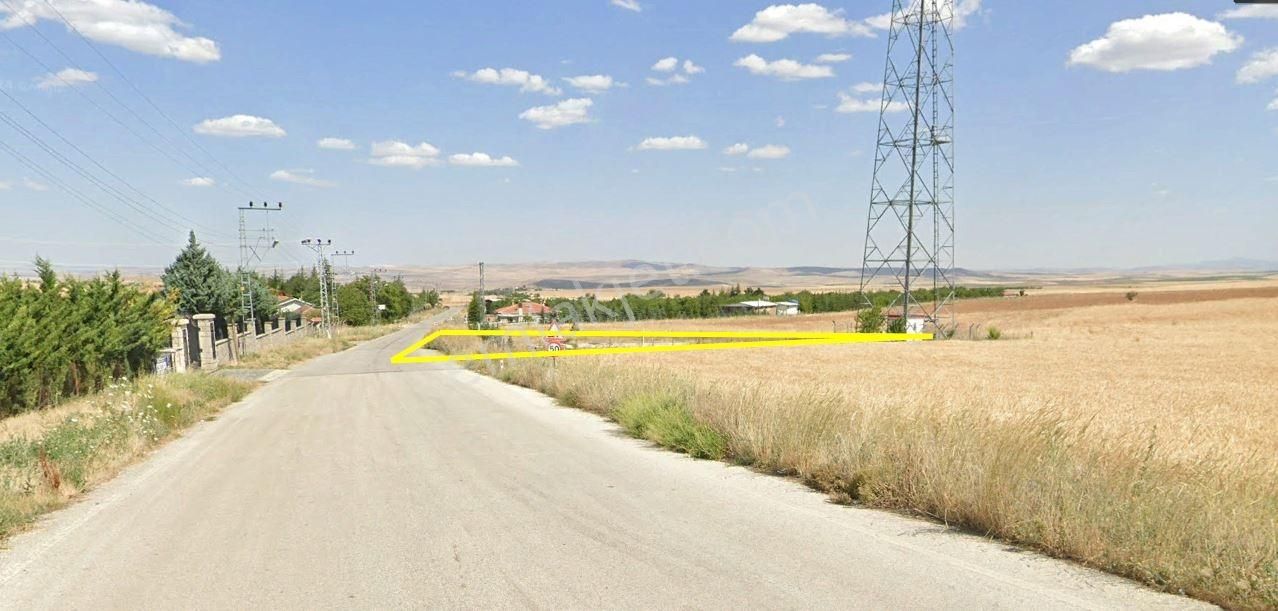 Dikilitaş Girişinde 1880 M2 İçerisinde Müstakil Arsa - Görsel 2