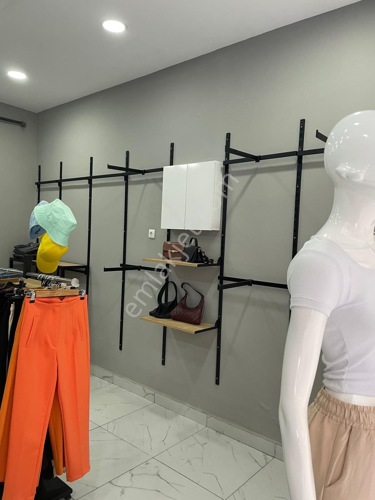 Samsun Sibel Den İlkadım Da 19 Mayıs Mh. De Acele Satılık Depolu Dükkan - Görsel 2