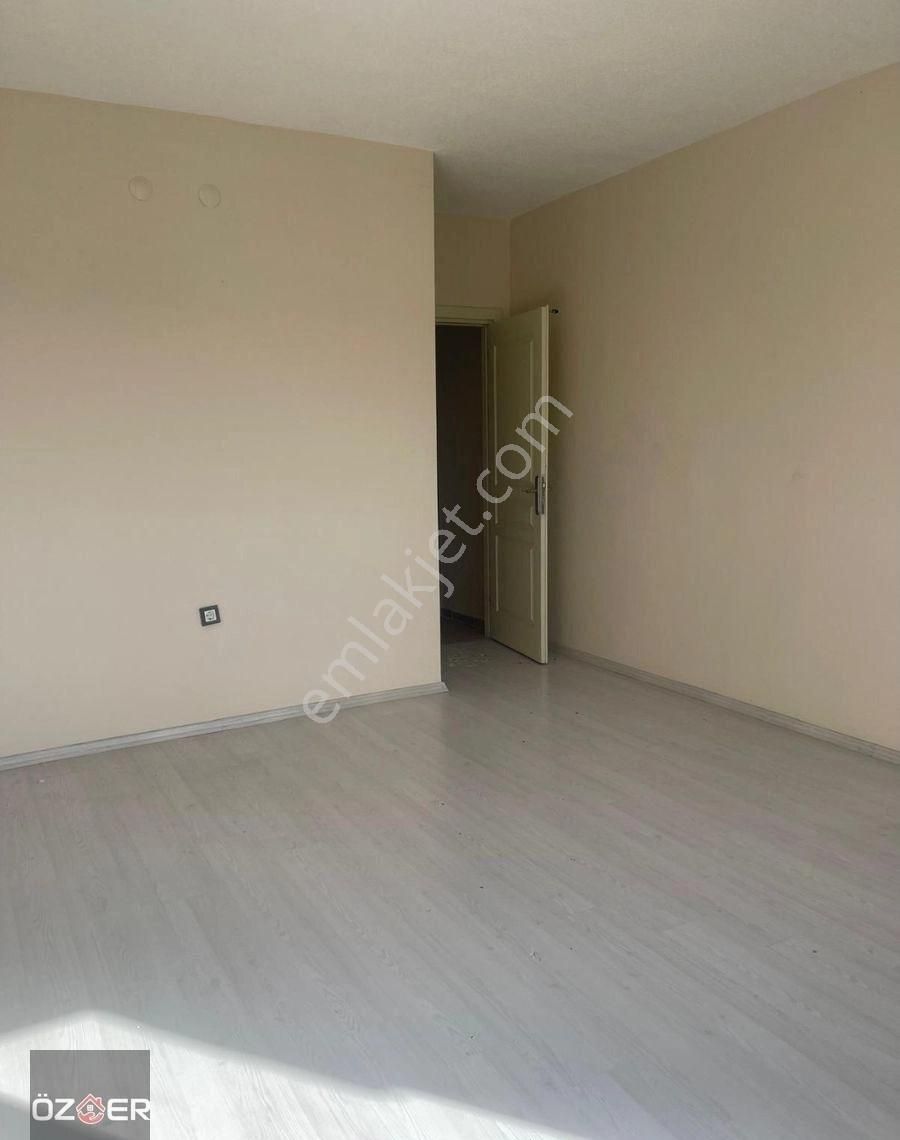 Öz-er Gayrimenkulden Satılık 3+1 Toki Dairesi - Görsel 12