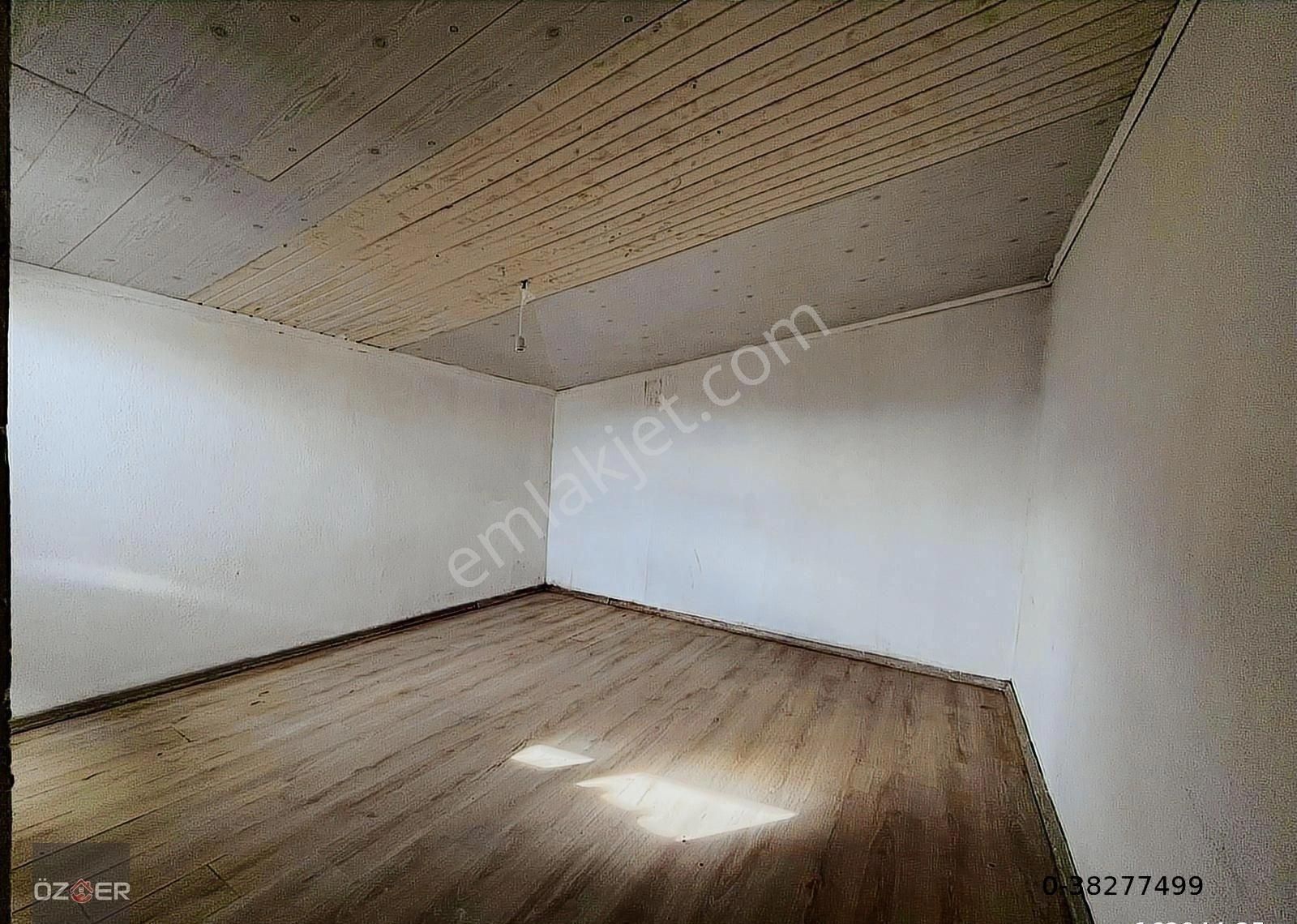 Öz-er Gayrimenkul'den Satılık 1+1 Dublex Daire - Görsel 8