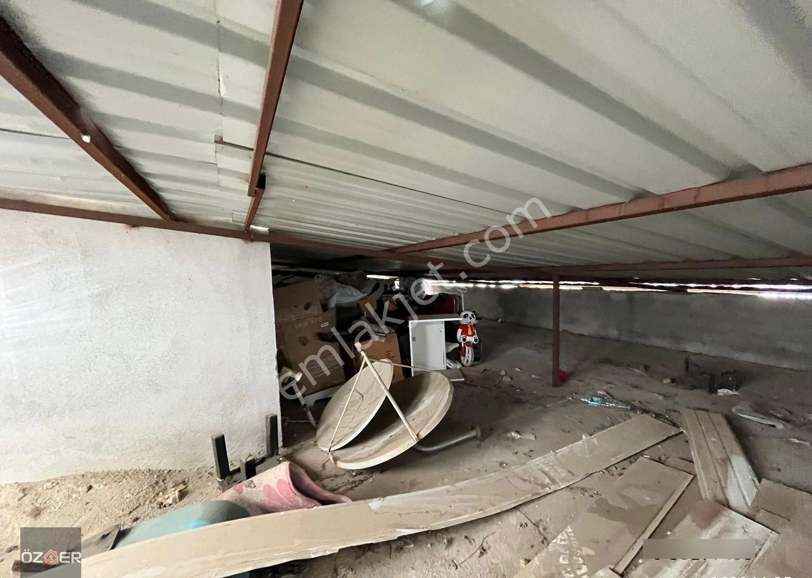 Öz-er Gayrimenkul'den Satılık 1+1 Dublex Daire - Görsel 9