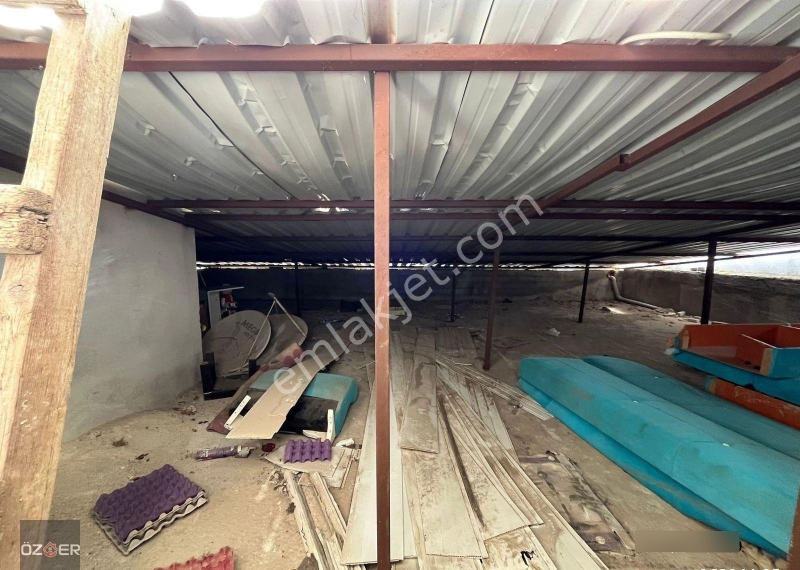 Öz-er Gayrimenkul'den Satılık 1+1 Dublex Daire - Görsel 7