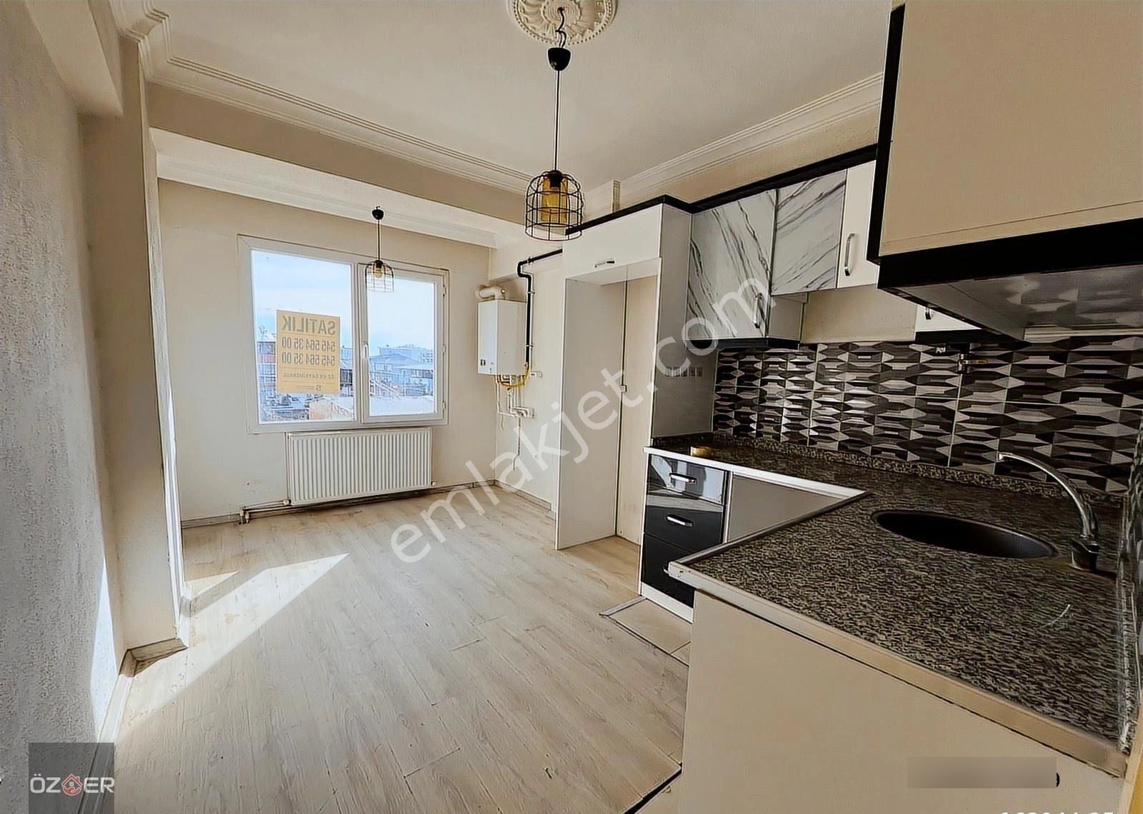 Öz-er Gayrimenkul'den Satılık 1+1 Dublex Daire - Görsel 11