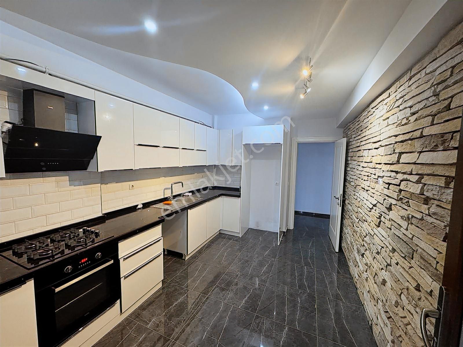 Beynil'den Bursa Görükle Ütopya Evlerinde 5+1 Satılık Dubleks - Görsel 5