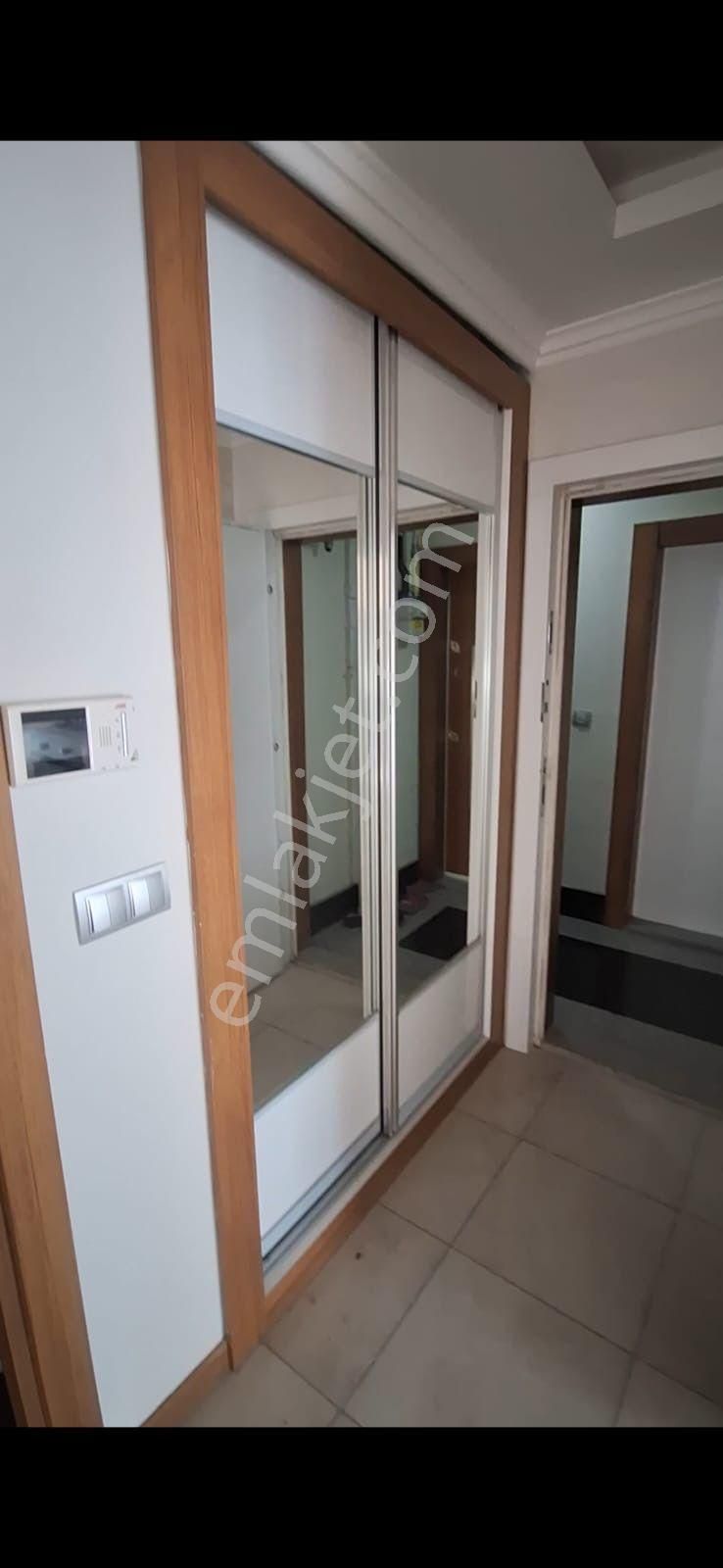 Merkezde Tramvay Yakını K.otoparklı Havuzlu Sitede 2+1 Daireler - Görsel 12