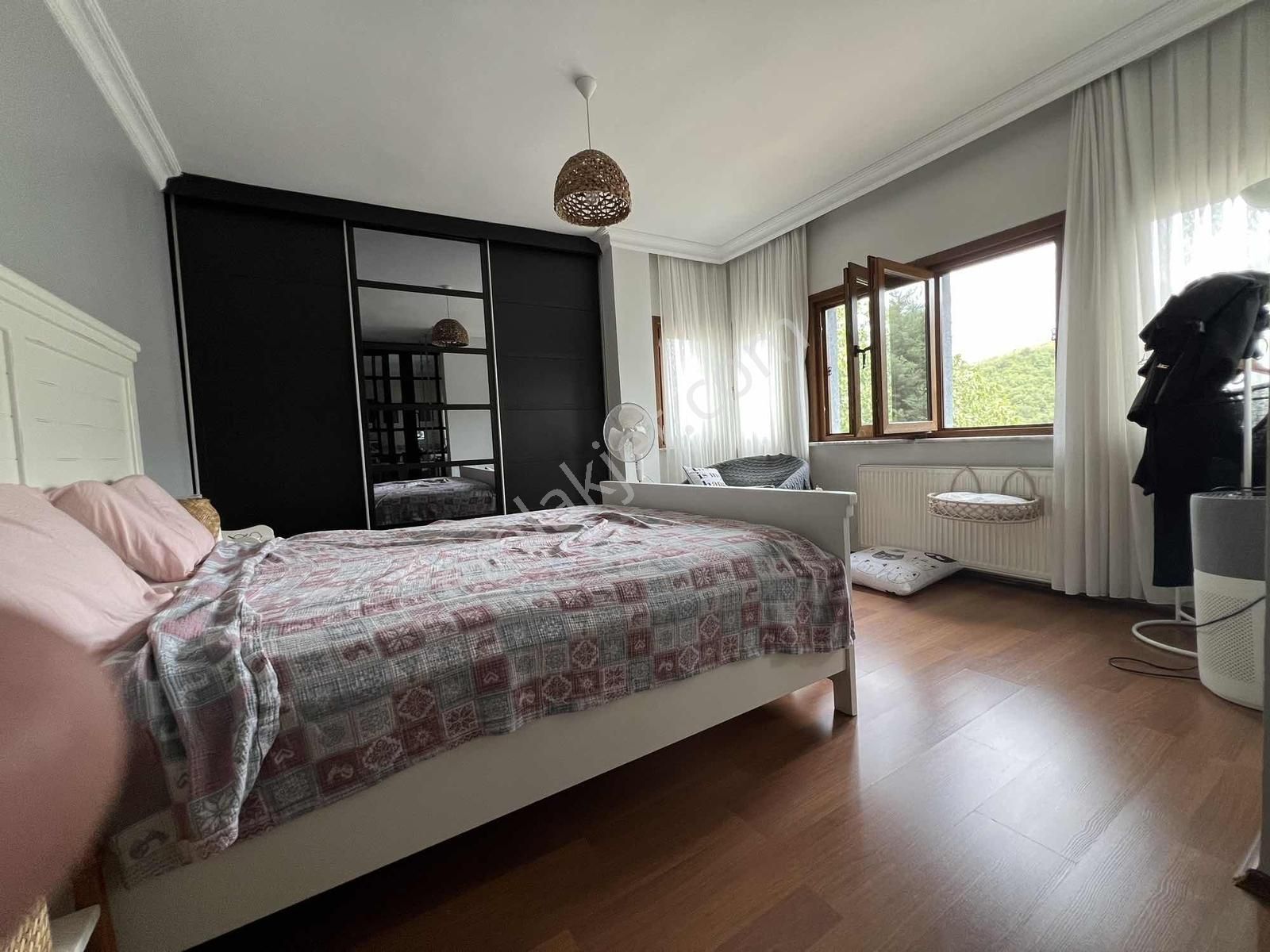 Çengelköy Ata-2 Sitesi___iyi Konumda 400 M2 Fourlex Villa - Görsel 35