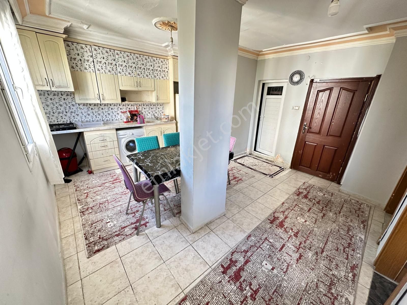 Beyaz Evler Mahallesi Eşyalı Daire 1+1 - Görsel 4