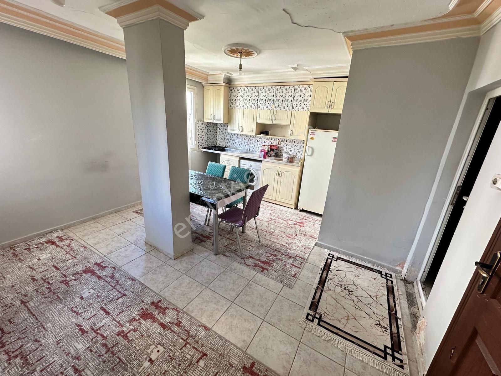 Beyaz Evler Mahallesi Eşyalı Daire 1+1 - Görsel 6