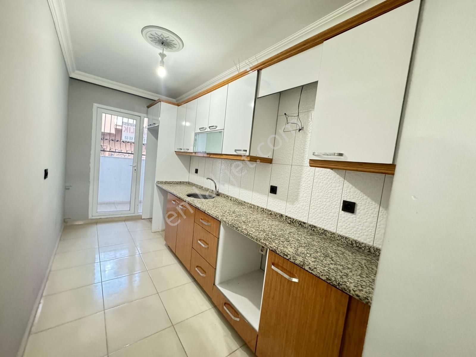 Şehitler Mahallesinde Yeni Binada Satılık 2+1 Daire