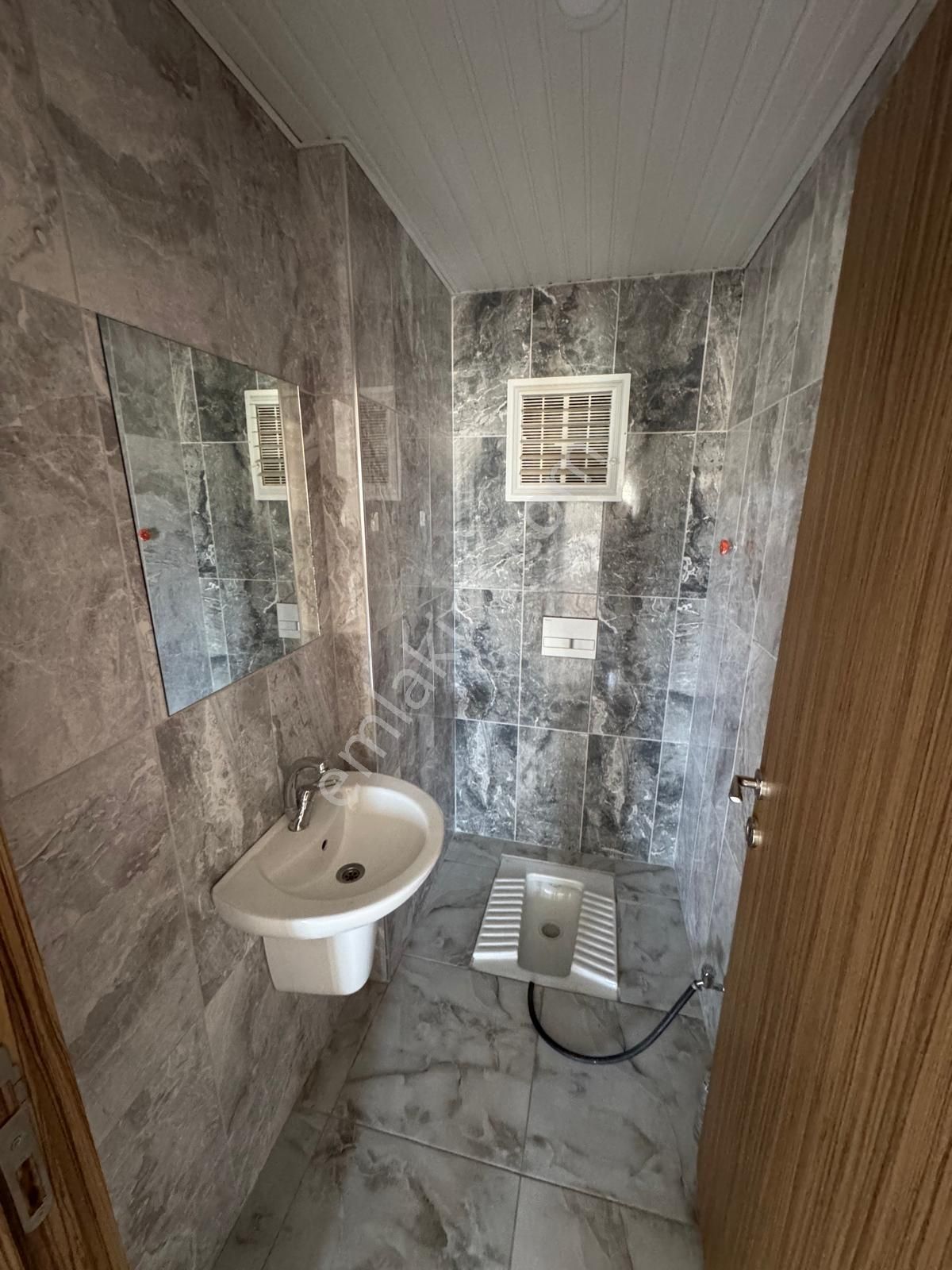 Sofudede'de Cadde Üzeri Geniş 2+1 Km Satılık Daire - Görsel 2