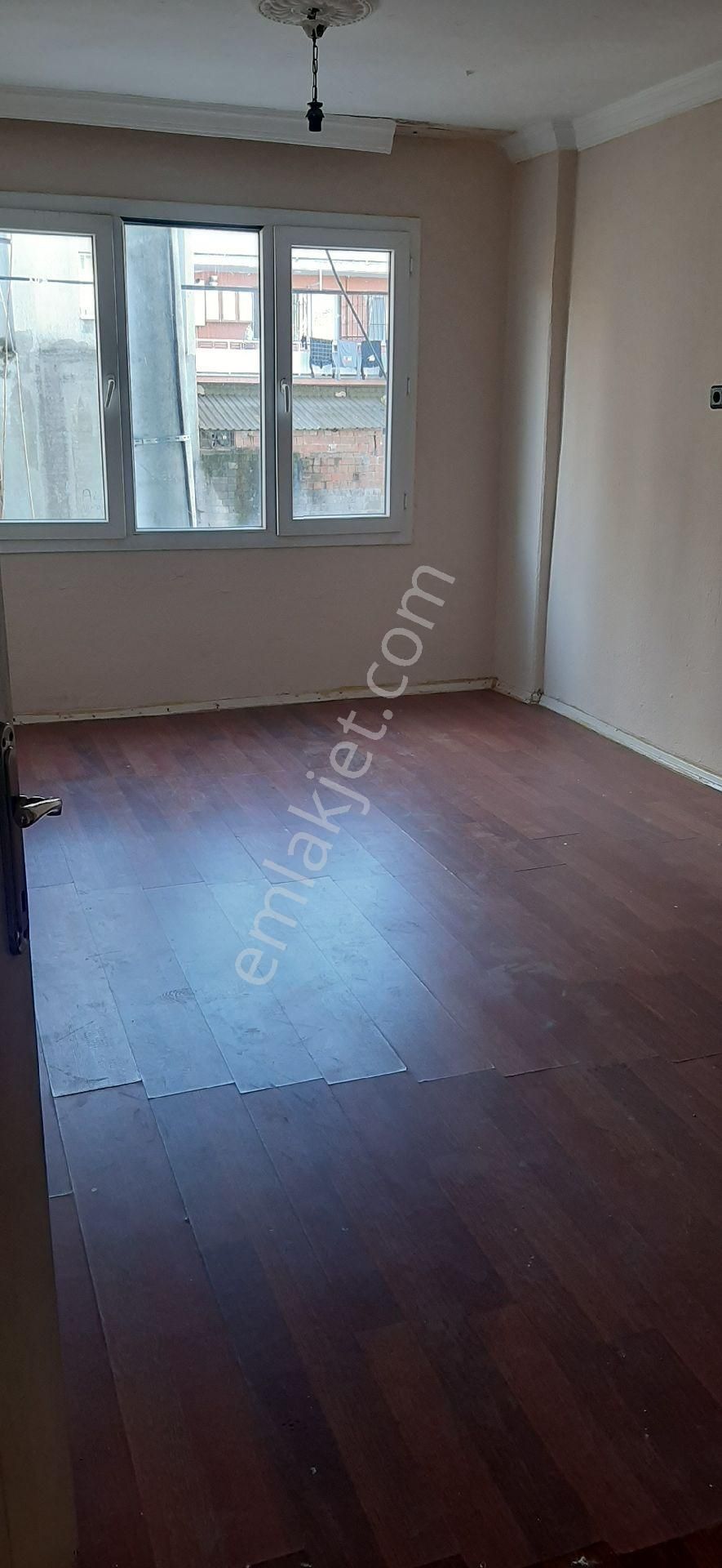 Karabaglar Yunus Emre Mahalleside Satılık 2katlı Müstakil Bina - Görsel 7