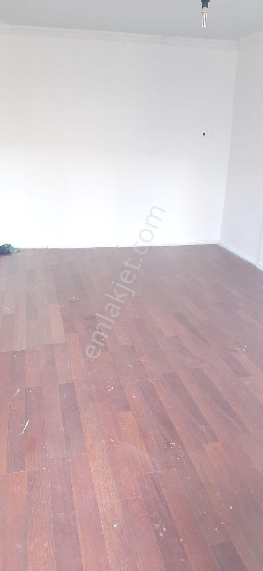 Karabaglar Yunus Emre Mahalleside Satılık 2katlı Müstakil Bina - Görsel 5