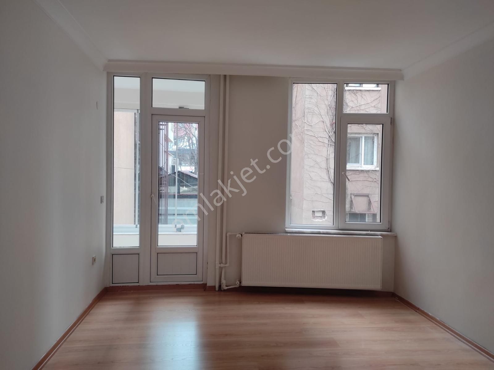 Çankaya Bestekar'da Ön-yan-arka,üç Cephe,150m2,yapılı,4+1+kiler - Görsel 15