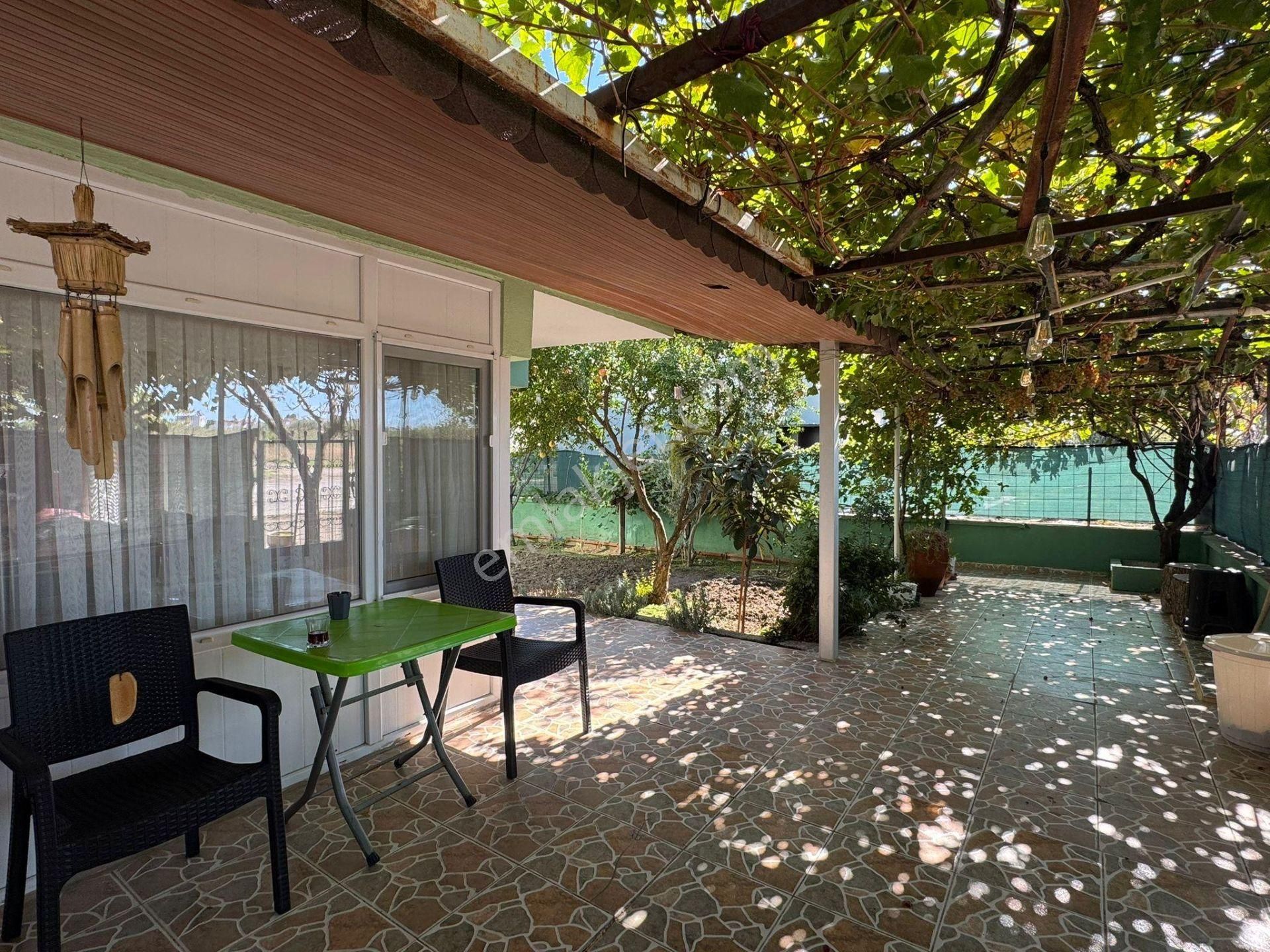 Ayvalık Altınova’da Deniz Manzaralı Müstakil Bahçeli 4+1 Tripleks Villa - Görsel 9