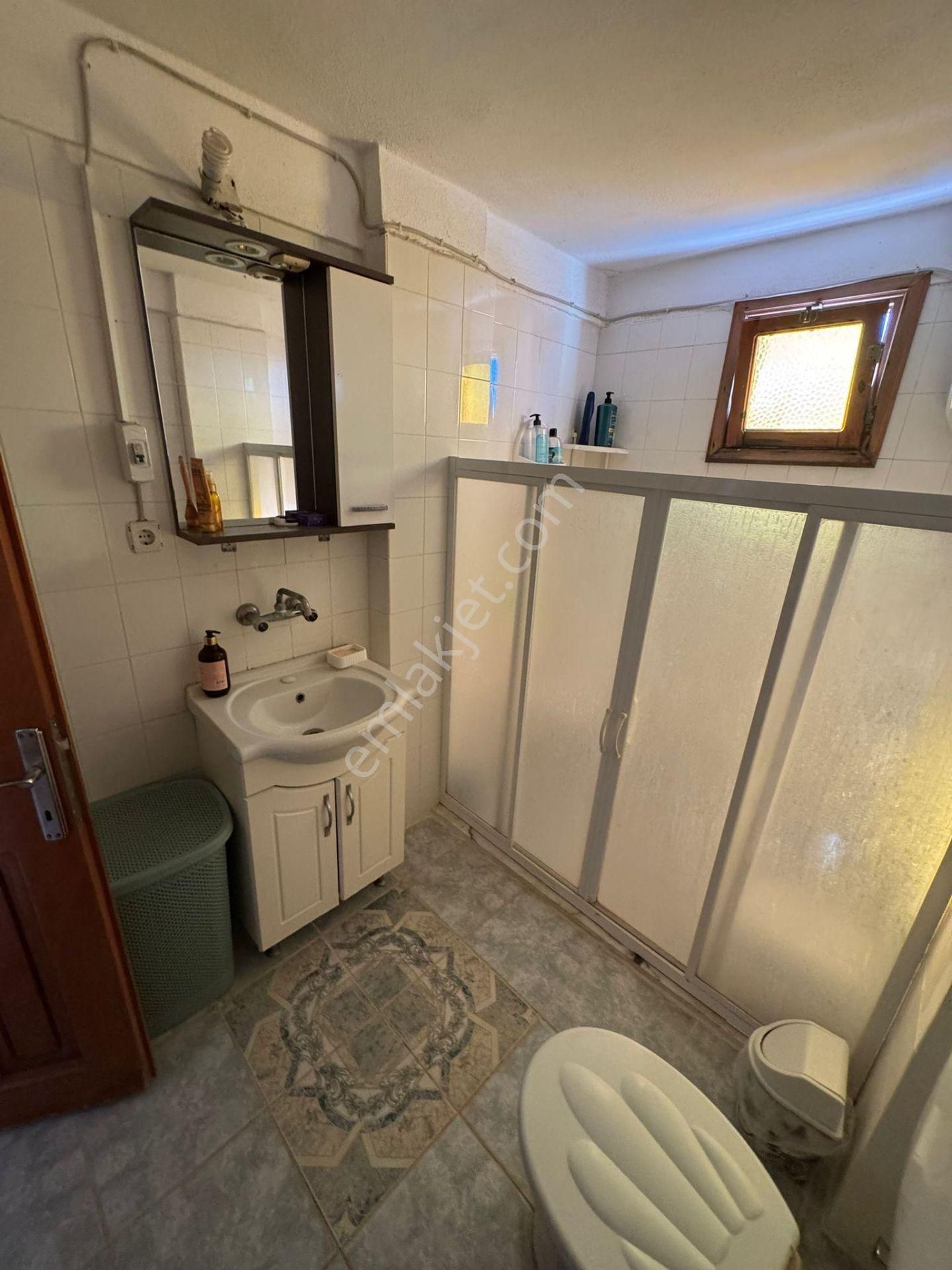 Ayvalık Altınova’da Deniz Manzaralı Müstakil Bahçeli 4+1 Tripleks Villa - Görsel 22