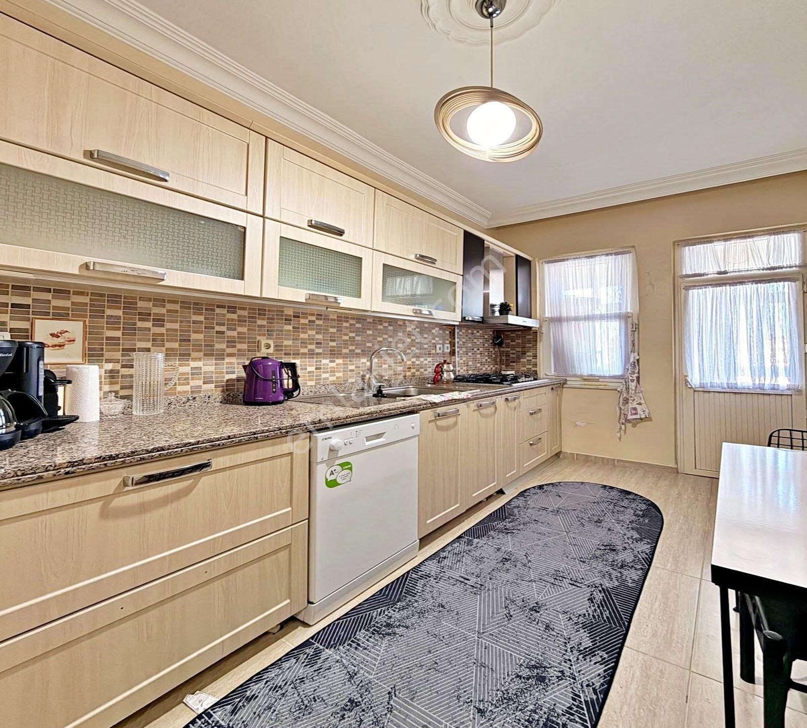 Barış Mah'de Merkezi Konumda Kat Mülkiyetli 3+1 Satılık Daire - Görsel 7