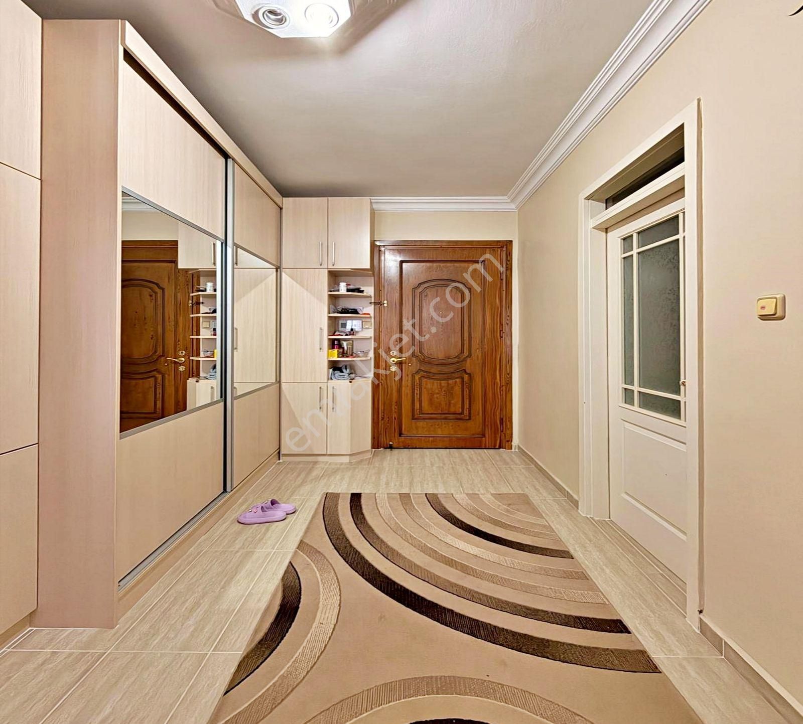 Barış Mah'de Merkezi Konumda Kat Mülkiyetli 3+1 Satılık Daire - Görsel 28