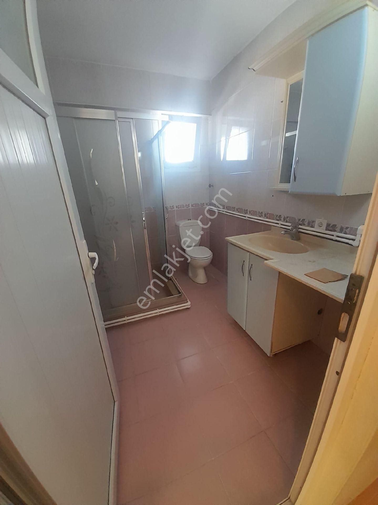 Ali Fuat Cebesoy Mahallesi'nde 3+1 Doğalgazlı Çift Cephe - Görsel 5