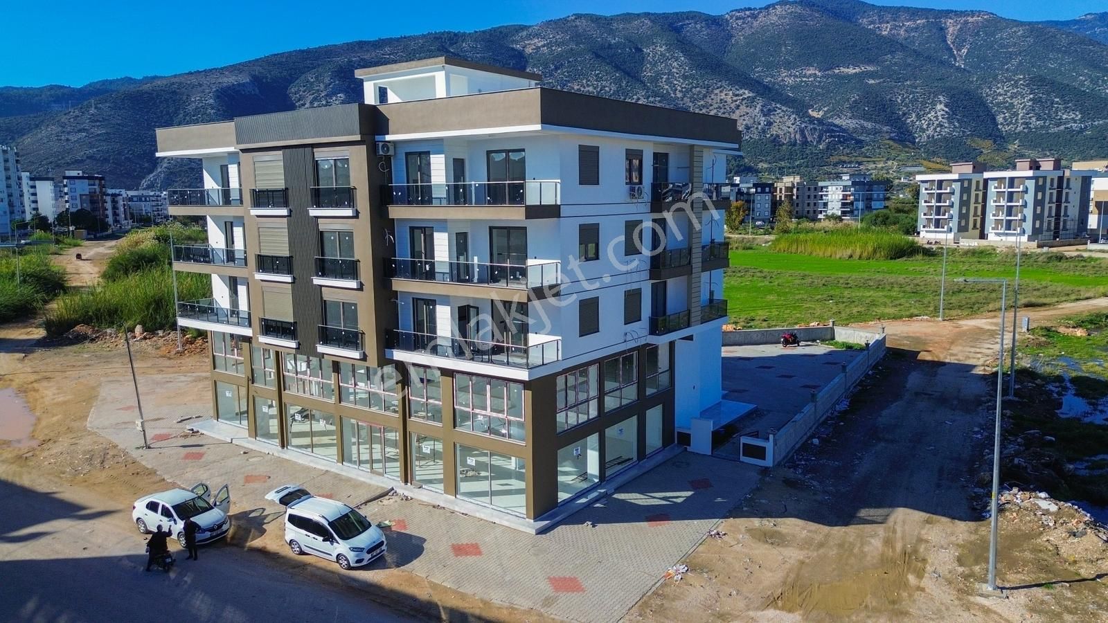 Ertuğrul'dan Ayrı Mutfak 2+1 Satılık Daire