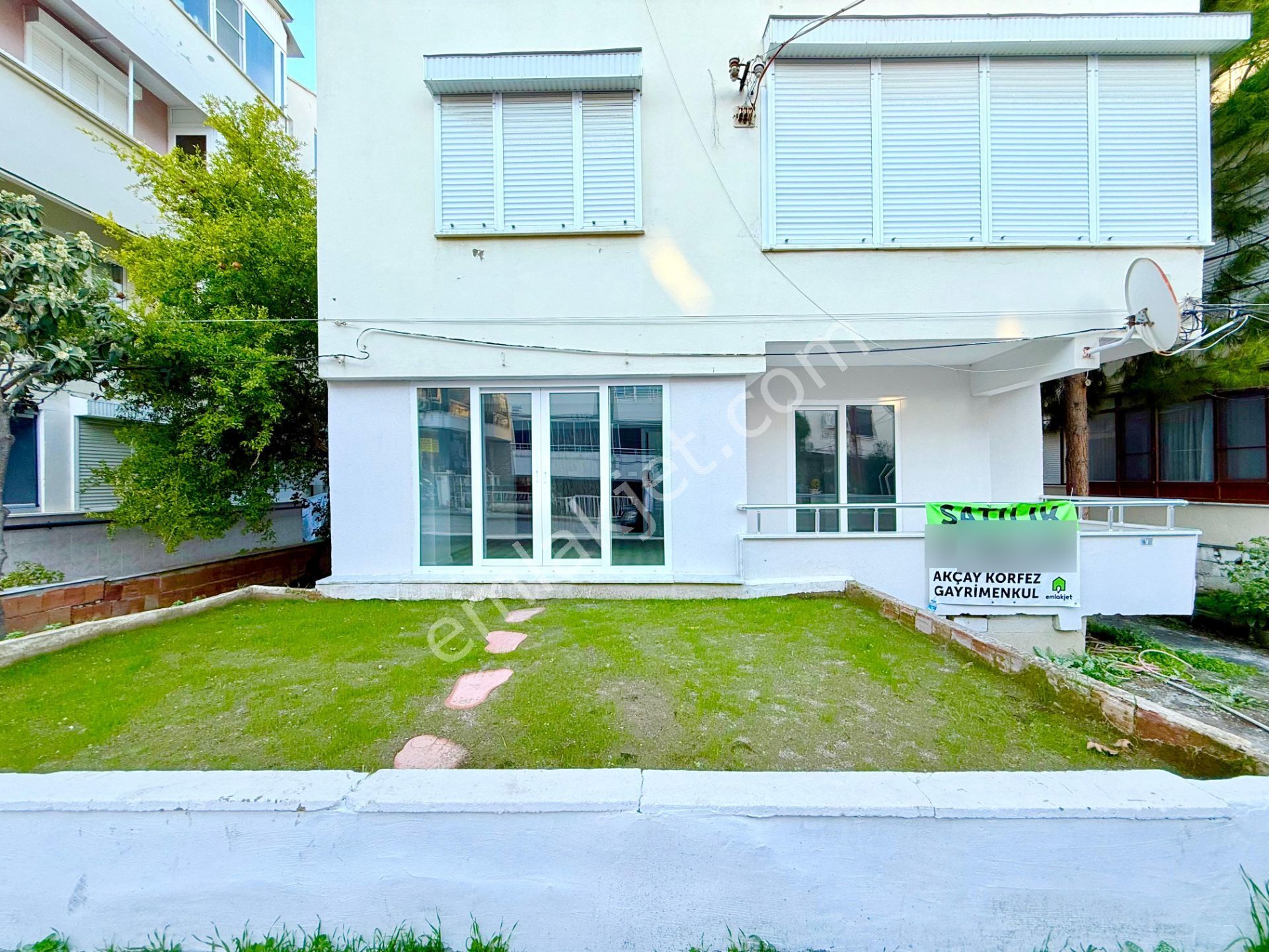 ▶ ▶ Akçay Körfez'den Denize 100 Mt Ön Cephe Bahçeli Satılık 2+1 Daire - Görsel 27