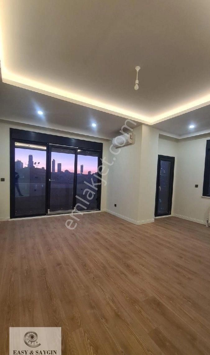 Dikilitaş Cadde Üzeri Satılık Dublex 290 M2 Net Kullanımlı - Görsel 2