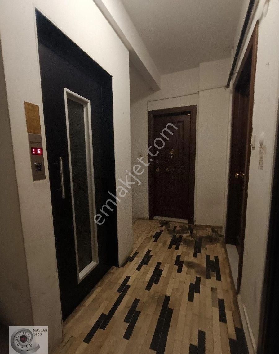 Teşvikiye Camisine 300 Metre 4.kat 3+1 135m2 Deniz Manzaralı Satılık---boş--- - Görsel 2