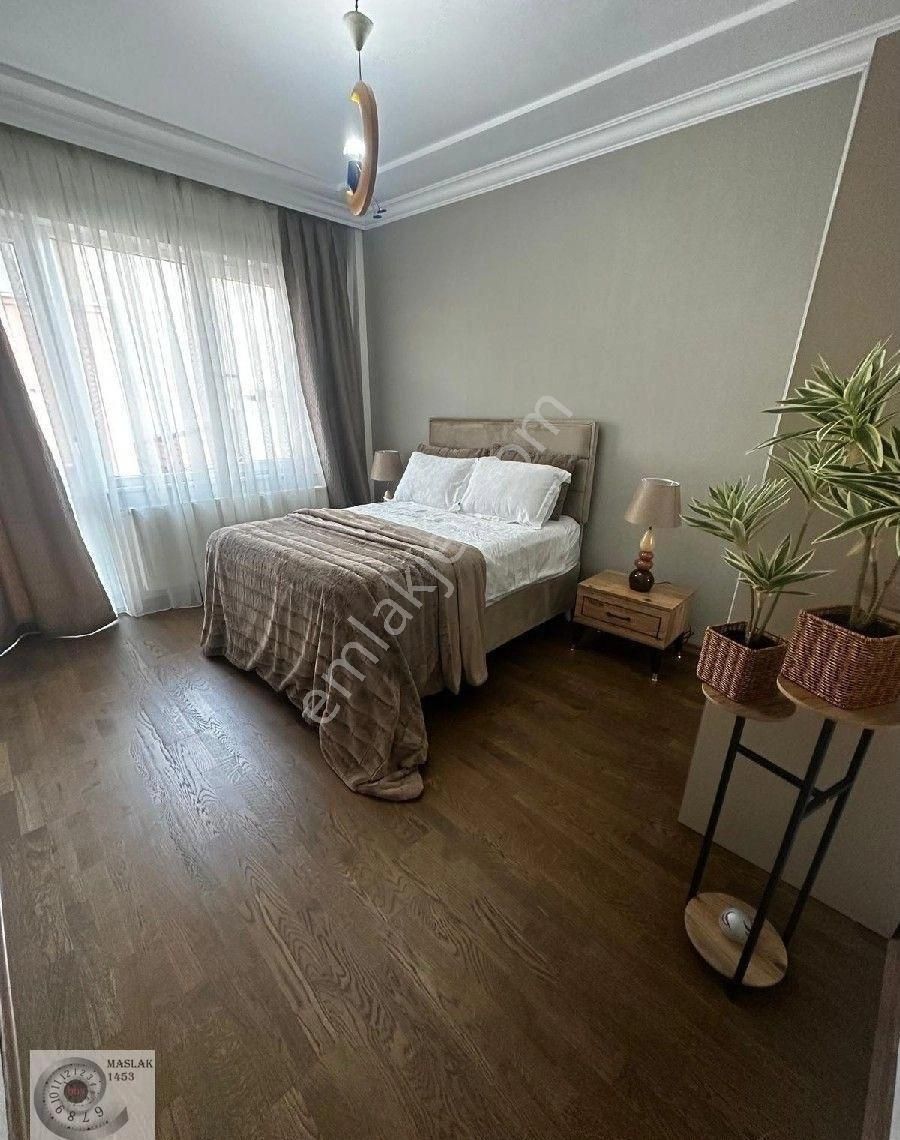 Teşvikiye Camisine 300 Metre 4.kat 3+1 135m2 Deniz Manzaralı Satılık---boş--- - Görsel 5