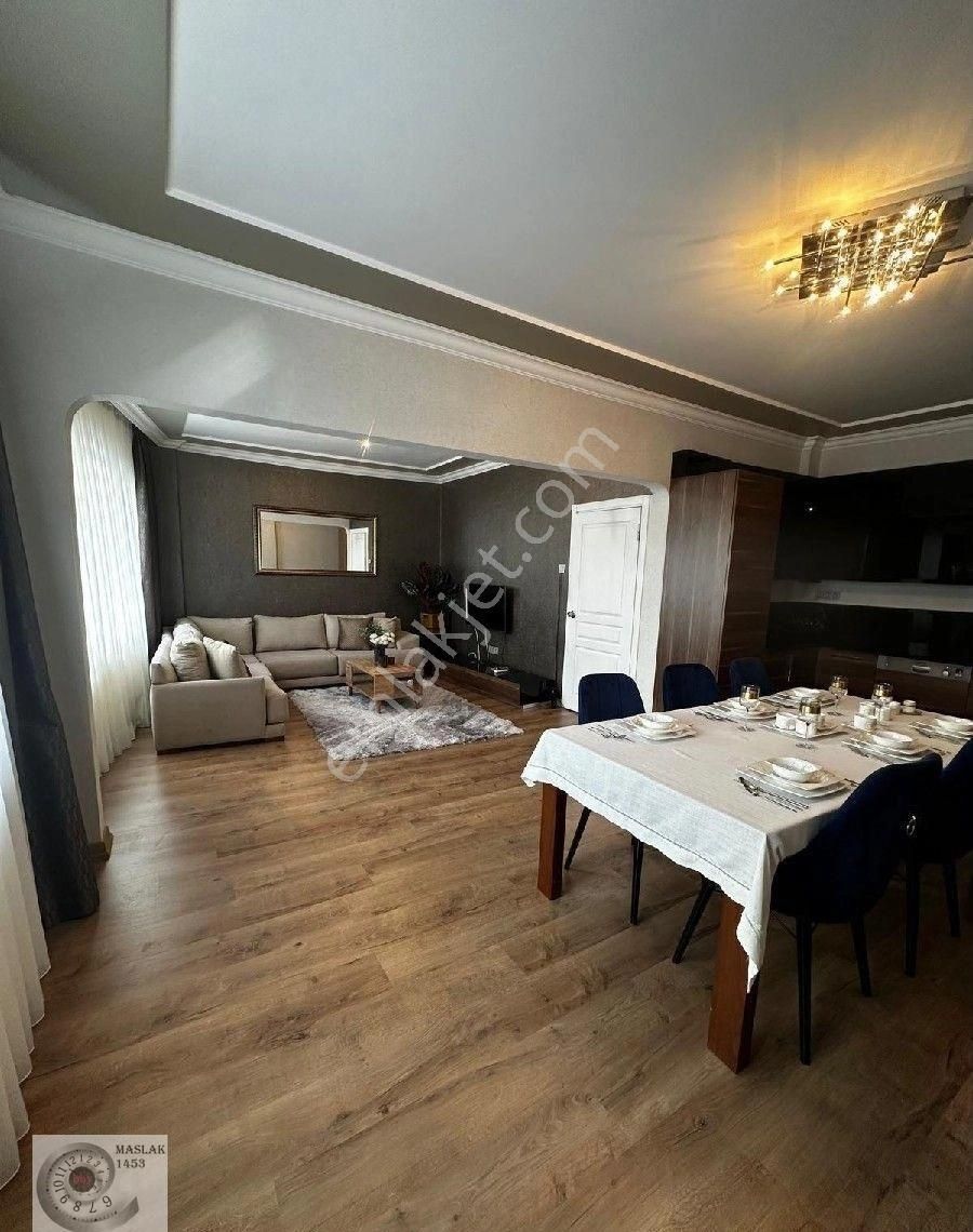 Teşvikiye Camisine 300 Metre 4.kat 3+1 135m2 Deniz Manzaralı Satılık---boş--- - Görsel 4