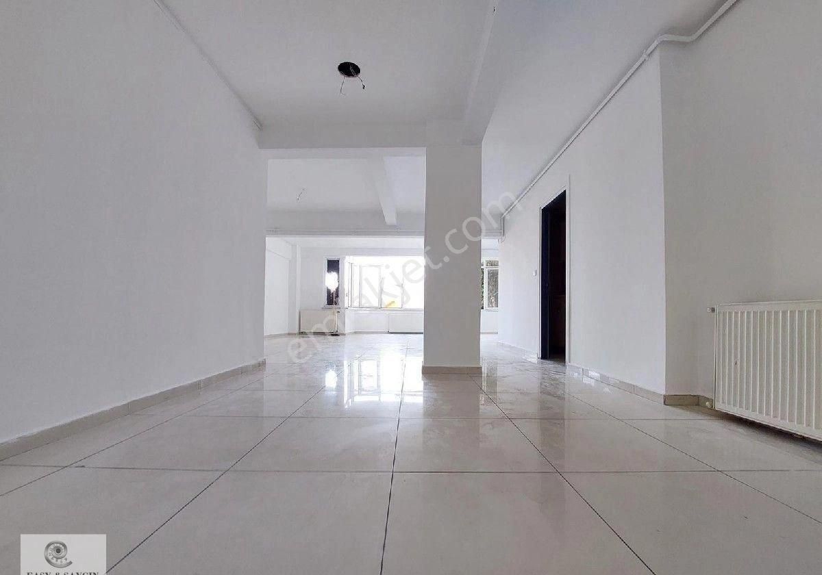 . Nişantaşı Kevser Sokak’ta 200 M² Yüksek Giriş – Dekorlu Ticari Alan - Görsel 15