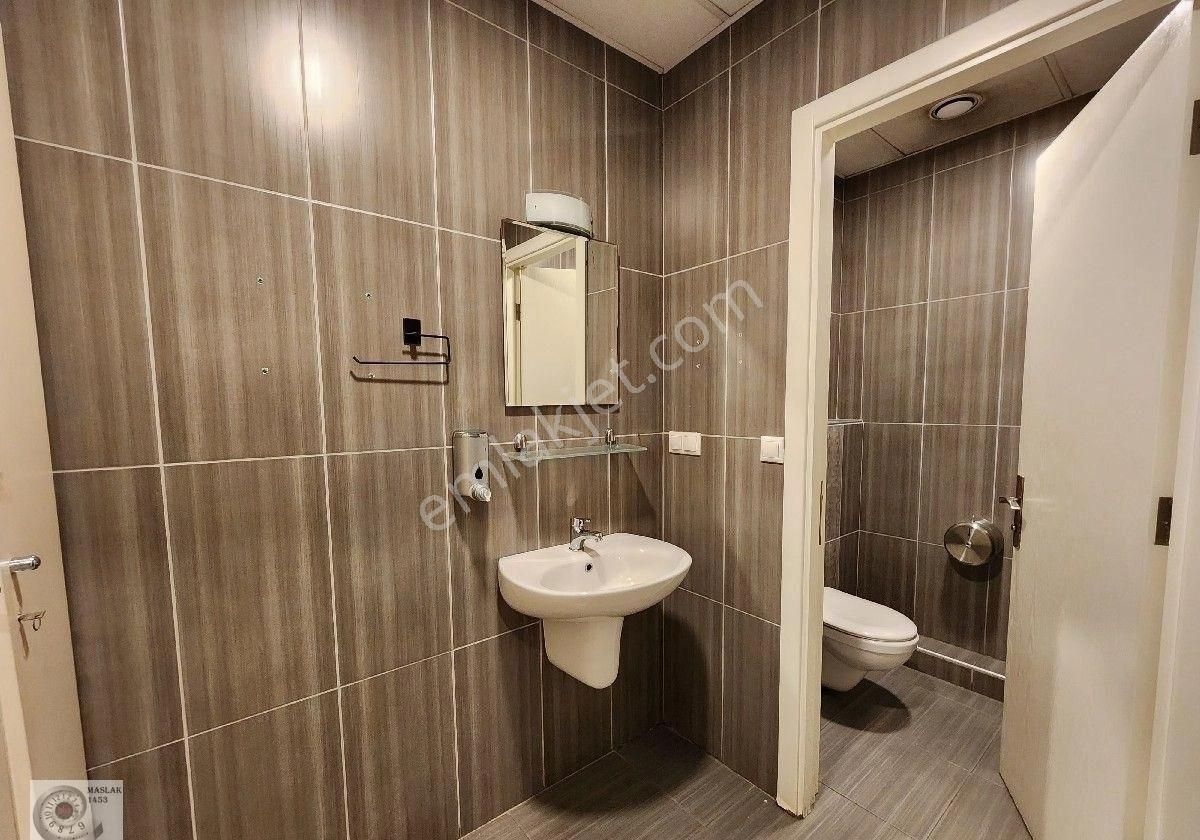 Maslak Noramin Plaza'da Kiralık 310m2 Dekorasyonlu Ofis - Görsel 15