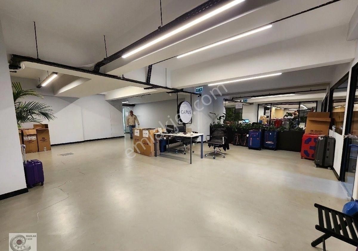 Maslak Noramin Plaza'da Kiralık 560m2 Kiralık Dekorasyonlu Ofis |levent|giz|şişli | Kanyon |spine - Görsel 4