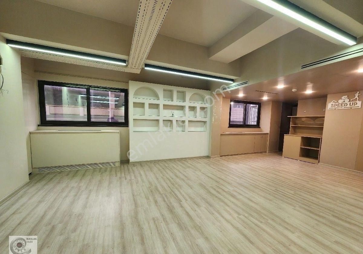 Maslak Noramin Plaza'da Kiralık 100 M2 Kdv'li Ofis - Görsel 3