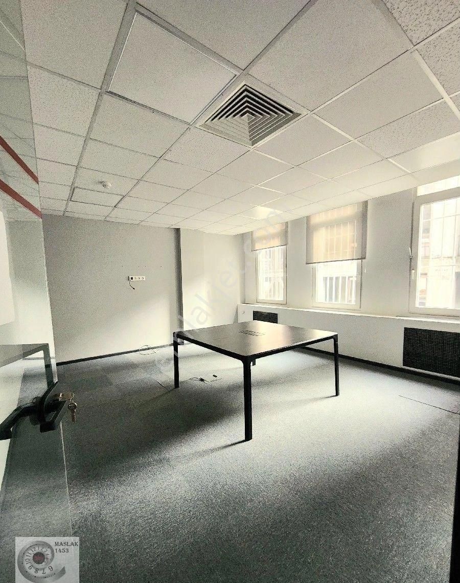 Maslak Plazalarda 1290 M2 Kiralık Dekorasyonlu Ofis |noramin |spine |giz | |orjin |levent | Etiler - Görsel 15